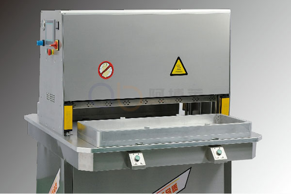 立式熱合機(jī)